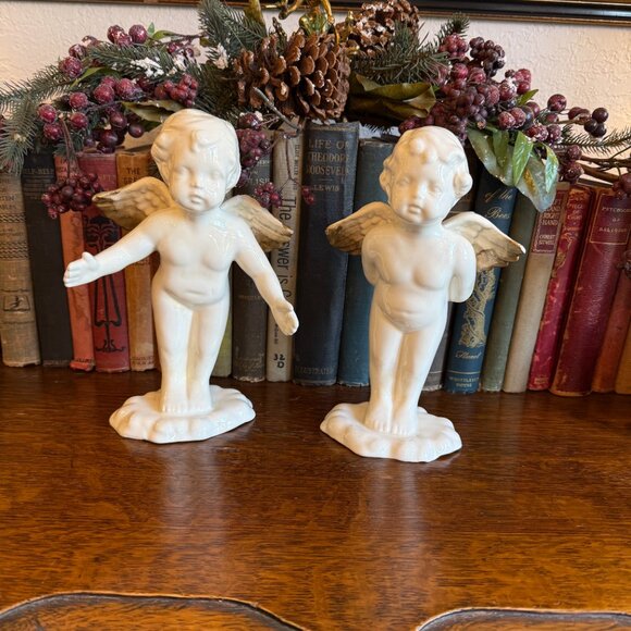 2 Vintage Angel Babies standing on clouds with Gold Tip Wings - Picture 6 of 14